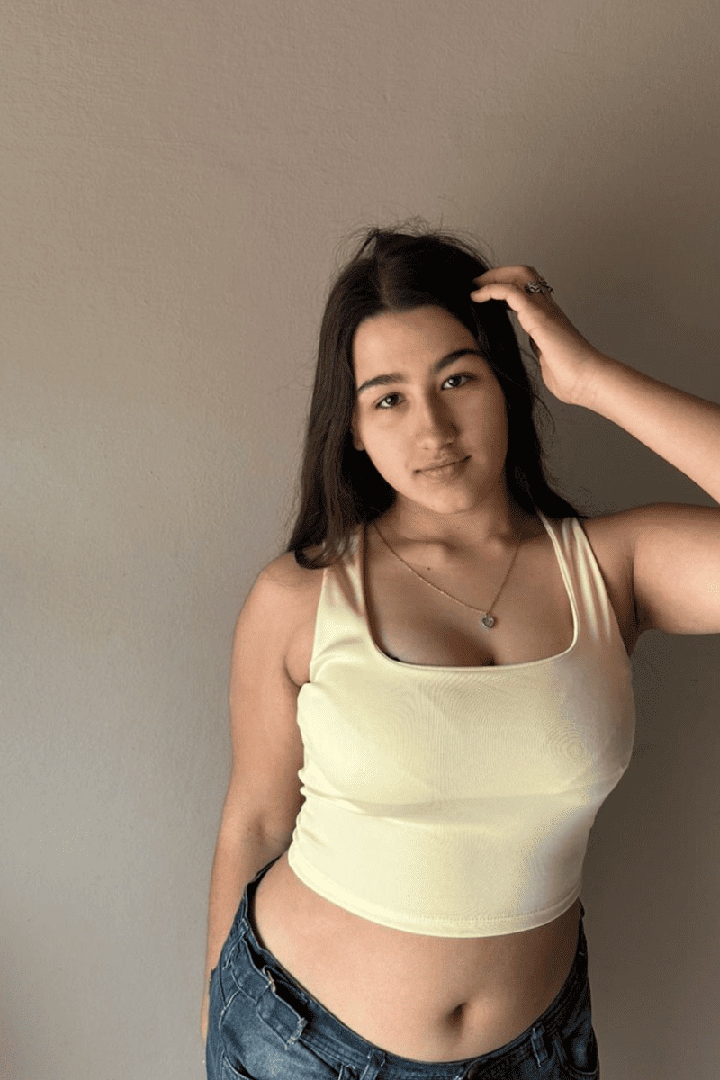 Top Athenas Amarillo modelo